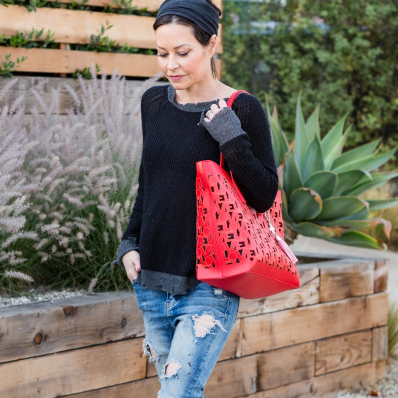 LOVE TOTE