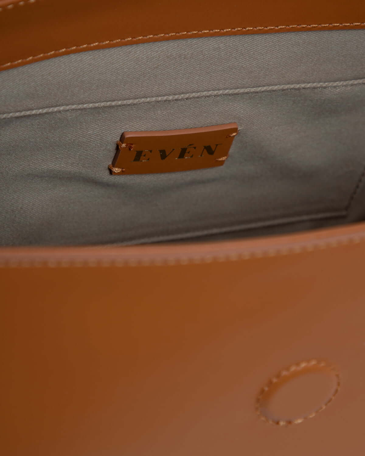 BELONA Hobo Bag - Cognac