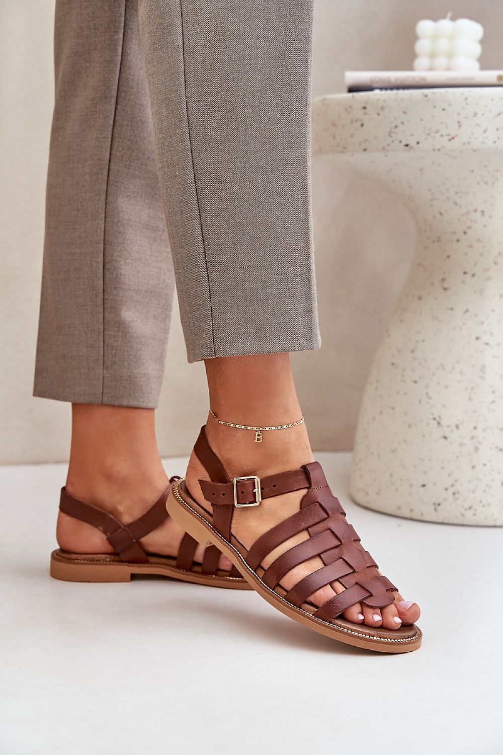 Avelisse Leather Flat Sandals