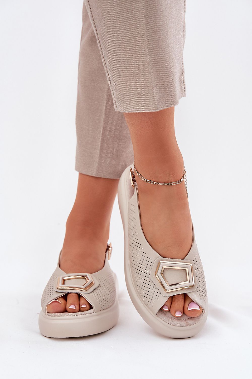 Aurinea Elevated Leather Sandals