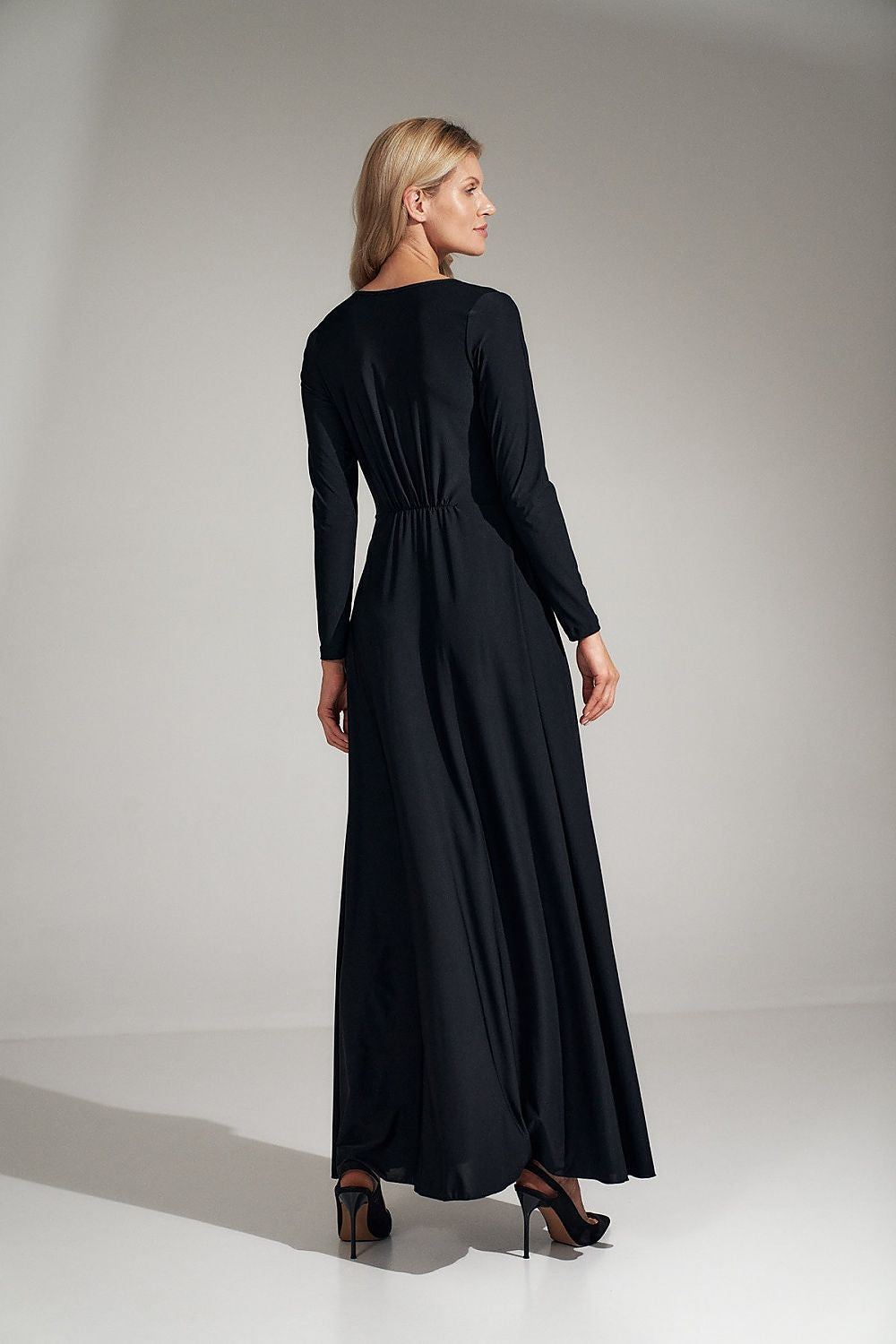 Arvenza Black Flared Maxi Daydress