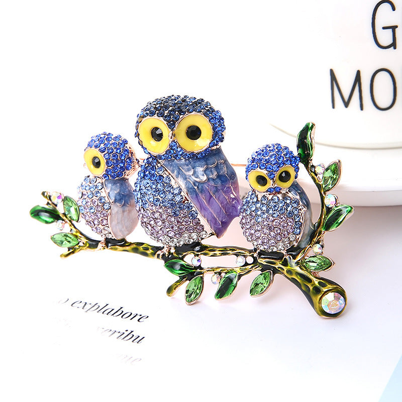 Cute Owl Shaped Fashion Brooch.