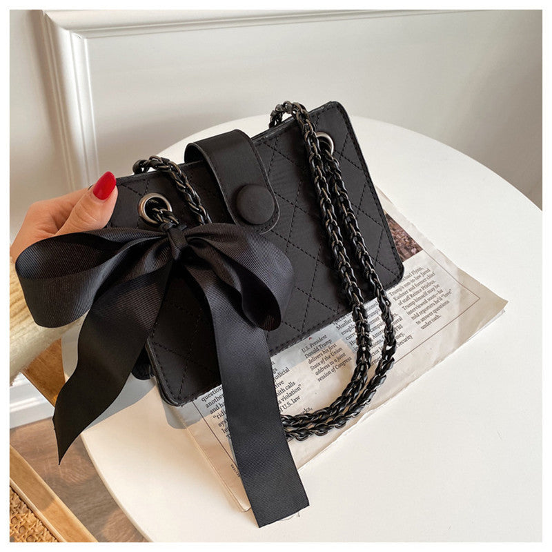 Fashion Silk Scarf One-Shoulder Diamond Chain Bag