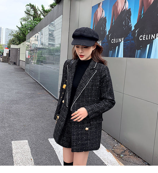 Two-piece Suit Of Plaid Woolen Blazer And Shorts