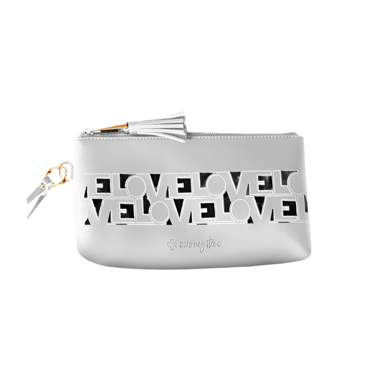 LOVE CLUTCH