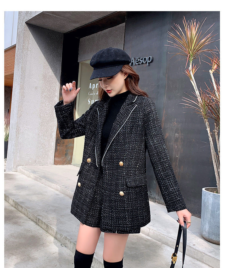 Two-piece Suit Of Plaid Woolen Blazer And Shorts
