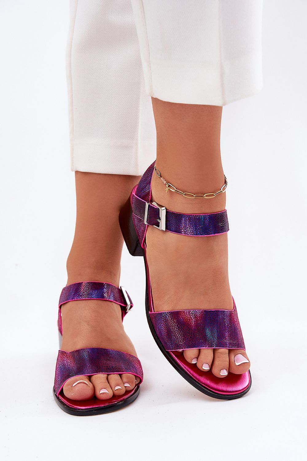 Averisse Classic Block Heel Sandals