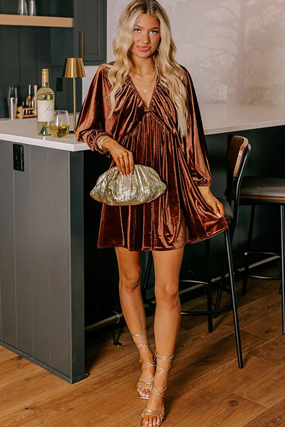 Clay Elastic V Neck Puff Sleeve Flowy Velvet Dress