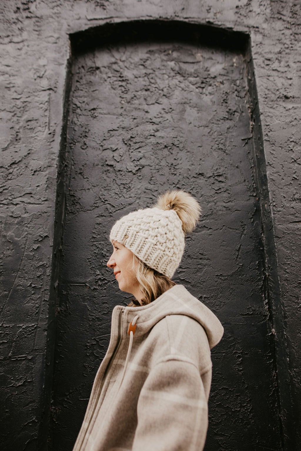 Ivory Peruvian Wool Knit Hat with Faux Fur Pom Pom